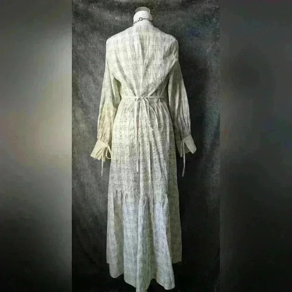 Cottagecore Maxi PDR Italy Wrap Dress - Picture 4 of 8